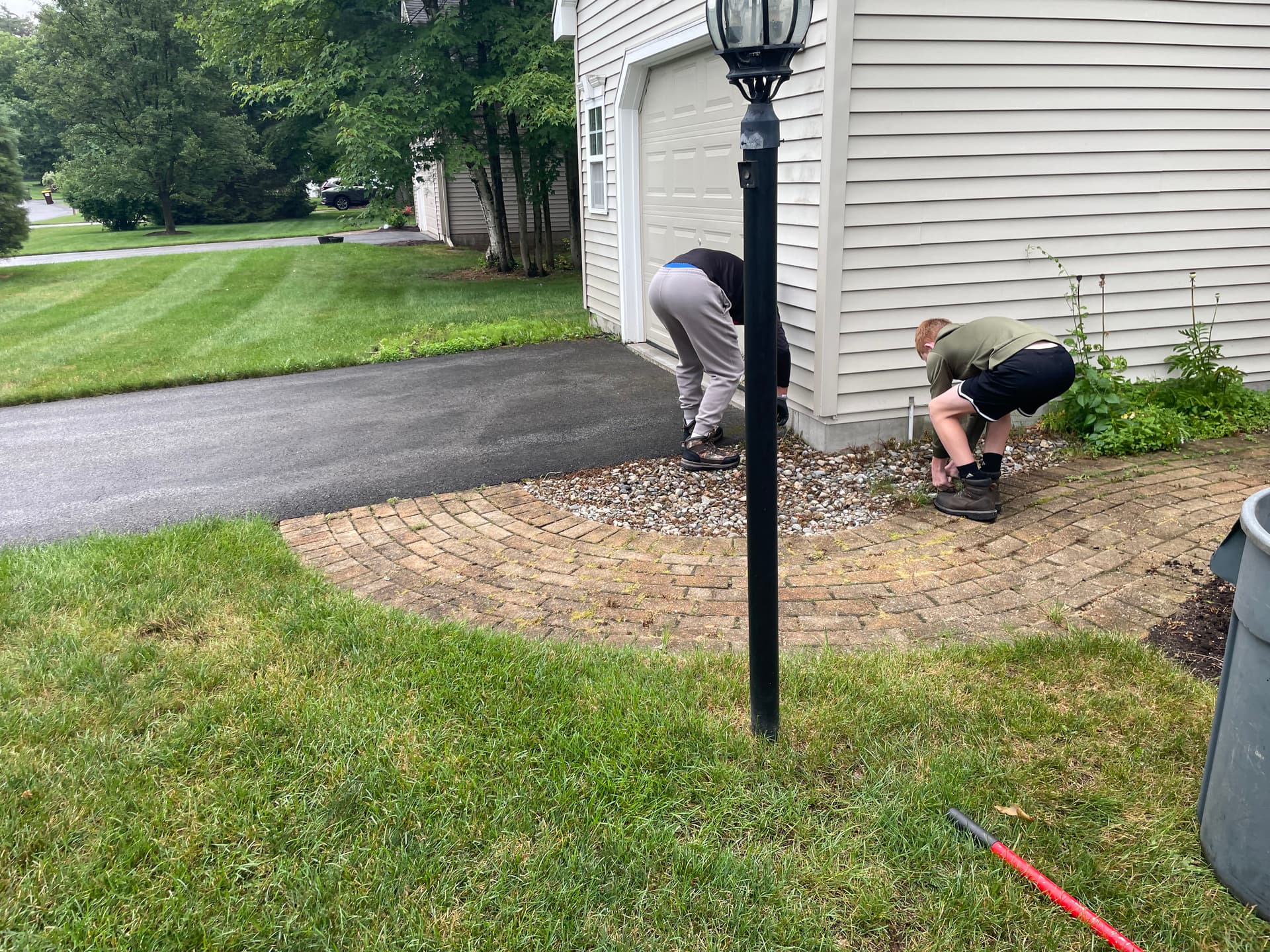 Landscape Bed Rehab and Fresh Mulch in Fort Edward NY