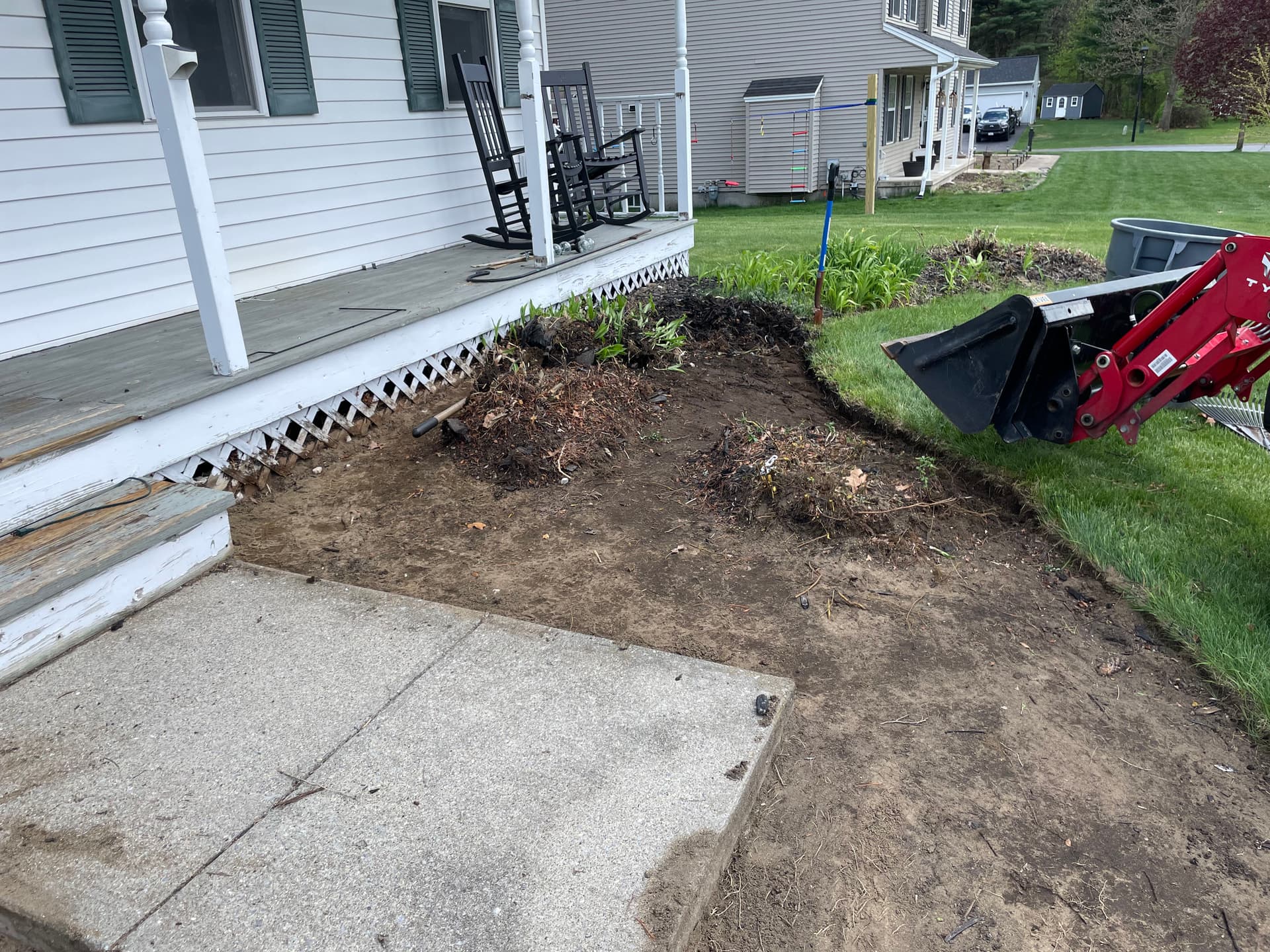 Gallery photos for Front Yard Landscape Bed Rip-Out and Rebuild in South Glens Falls: Image #6